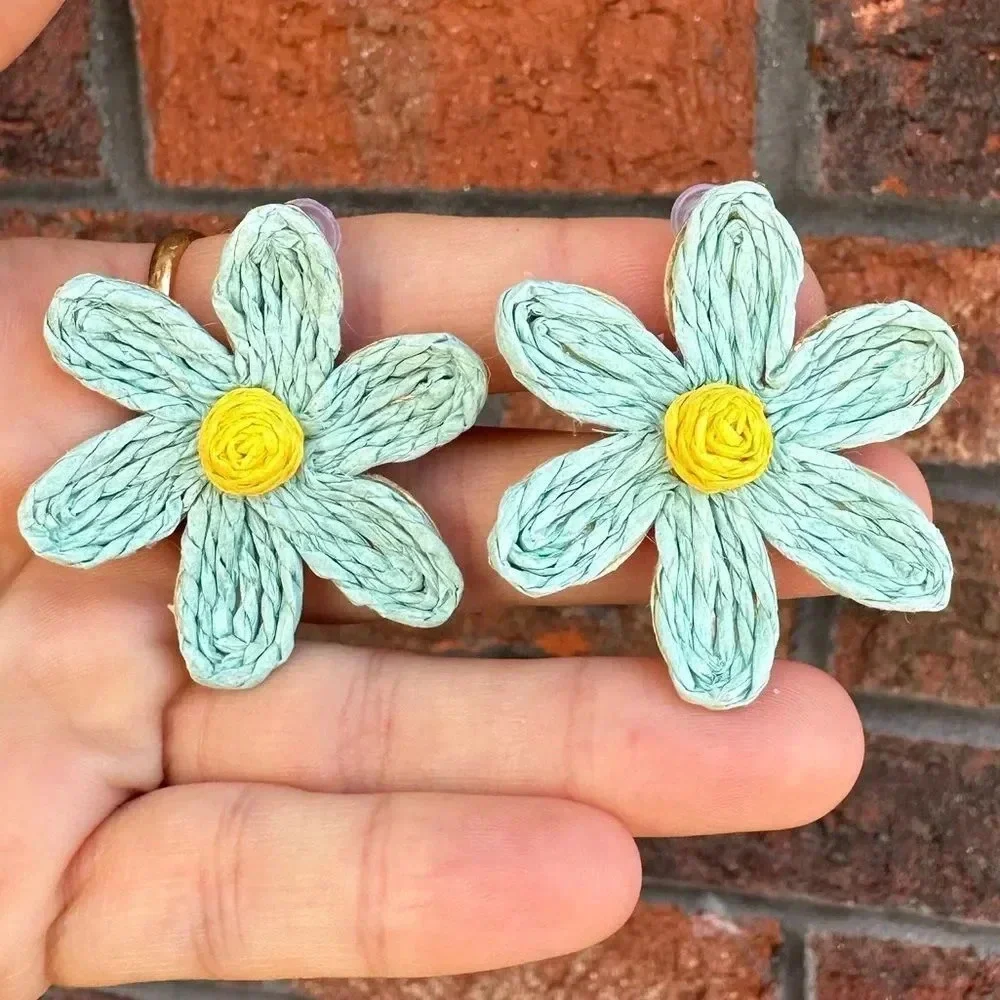 Lalita Boho Raffia Flower Earrings - Picture 6 of 9